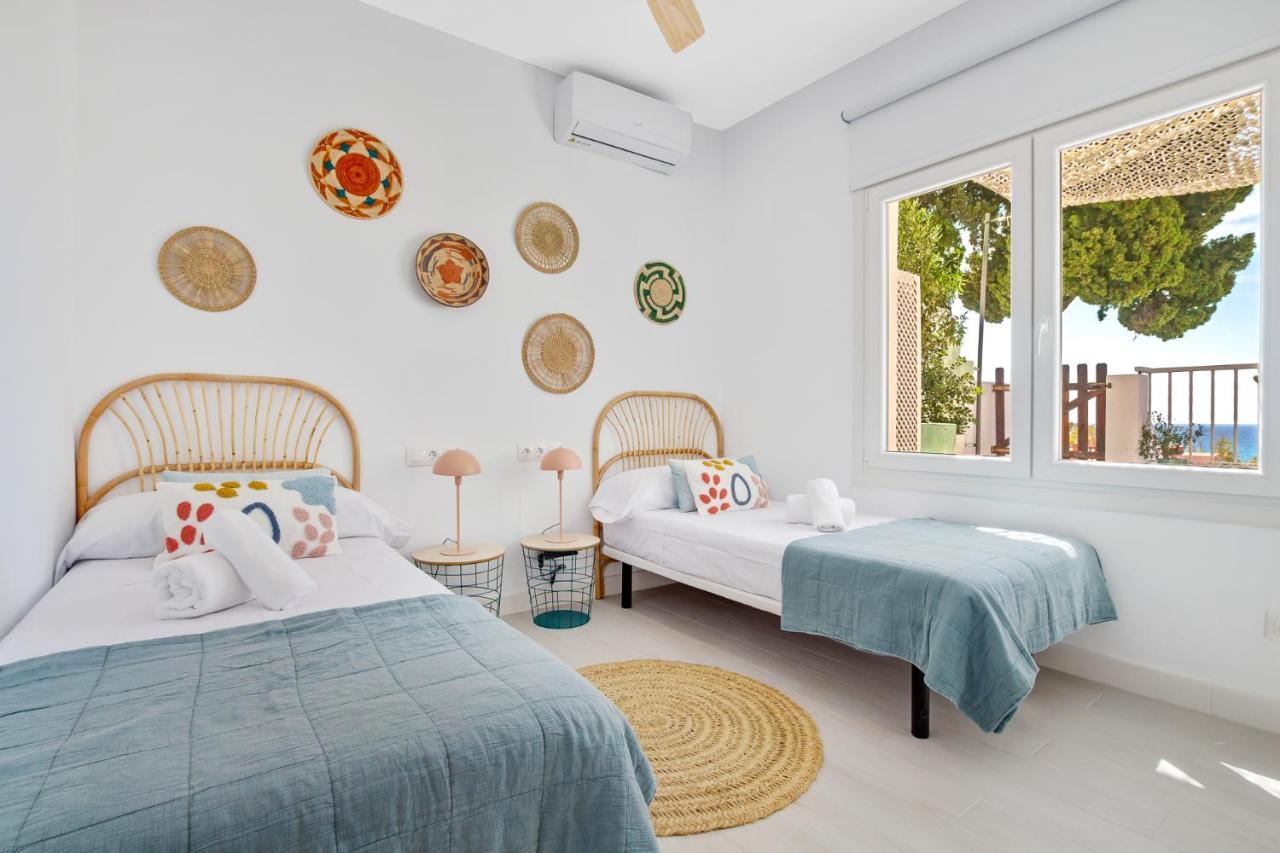 Casa De La Playa. Beach House With Magnificent Sea Malaga Exterior photo